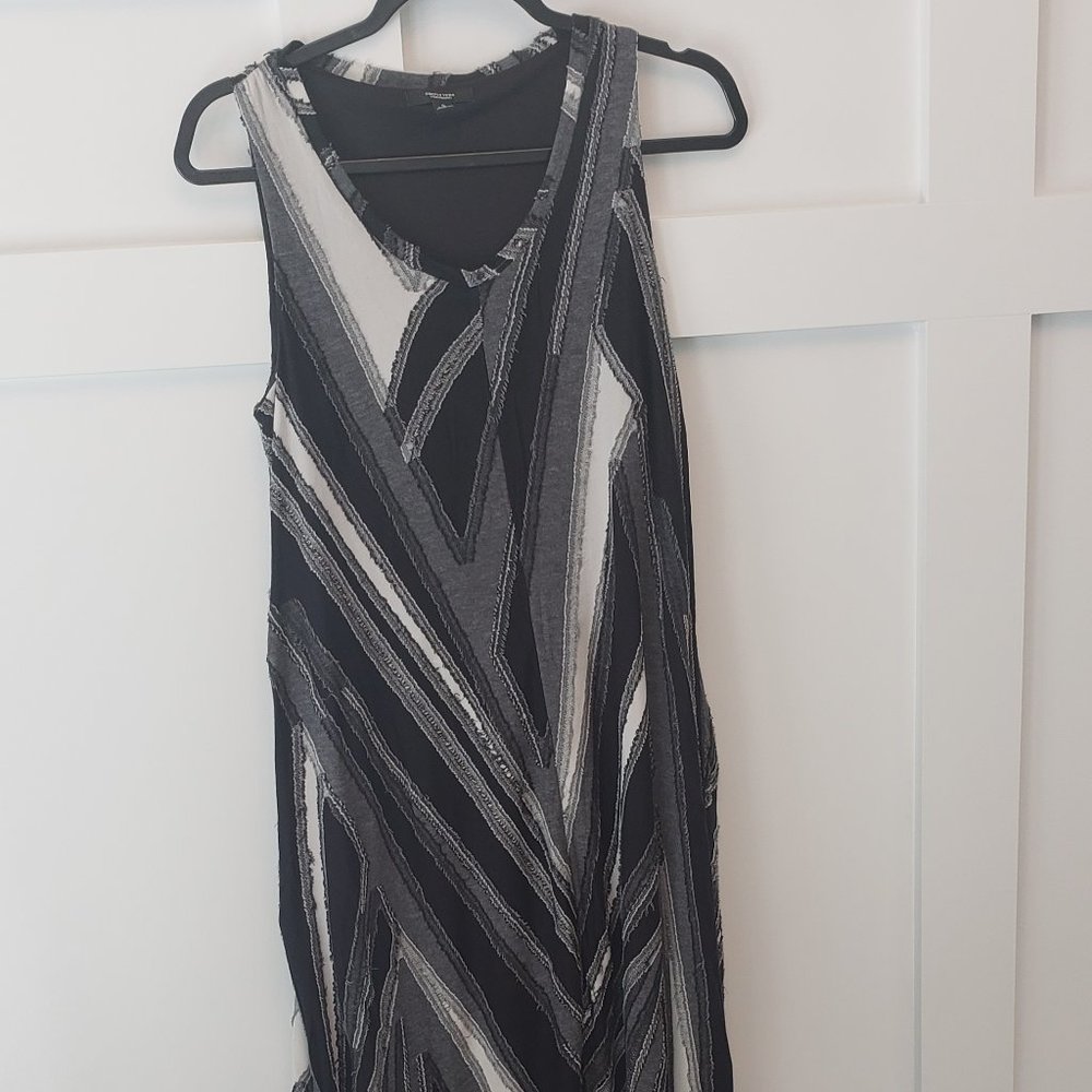 Vera Wang Black and White Dress